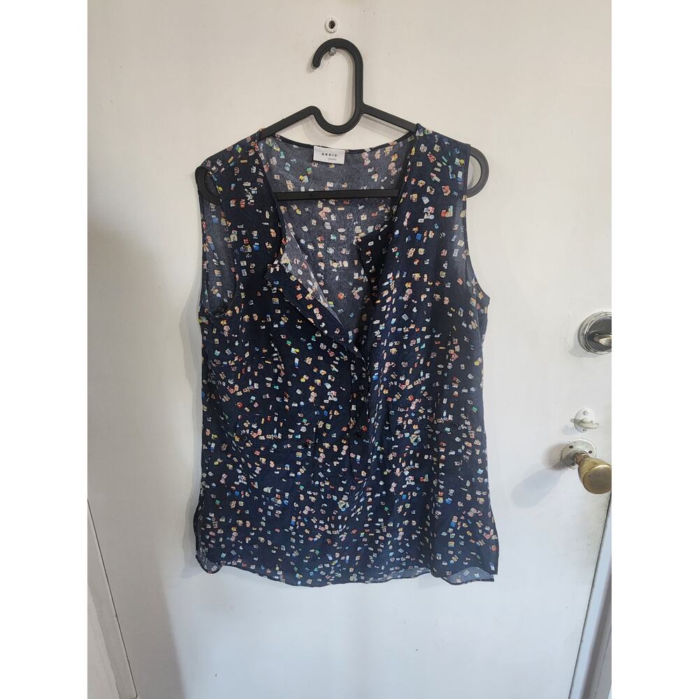 Akris Punto silk geometric top 10